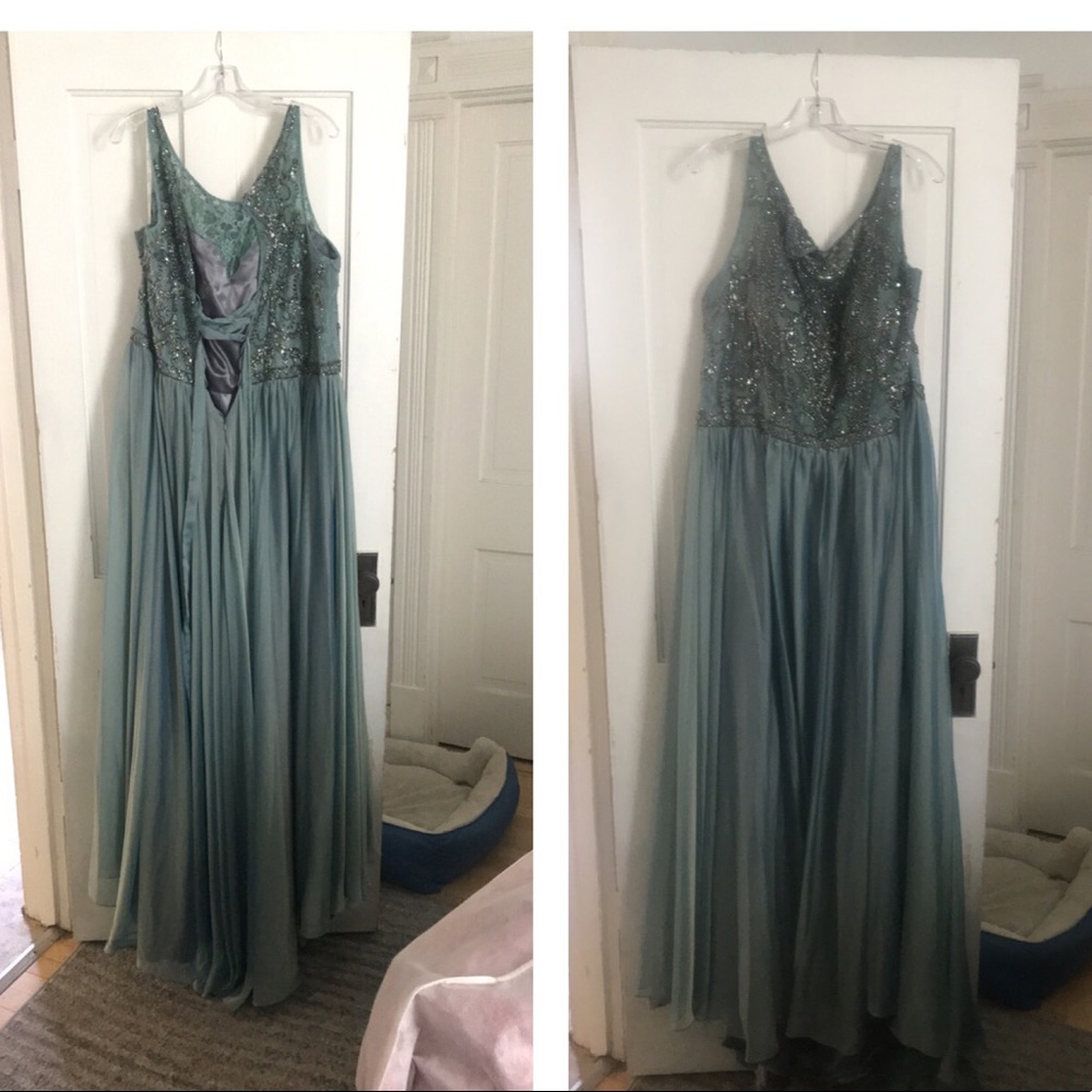 Size 22W Sage Green Tiffany Designs Gown